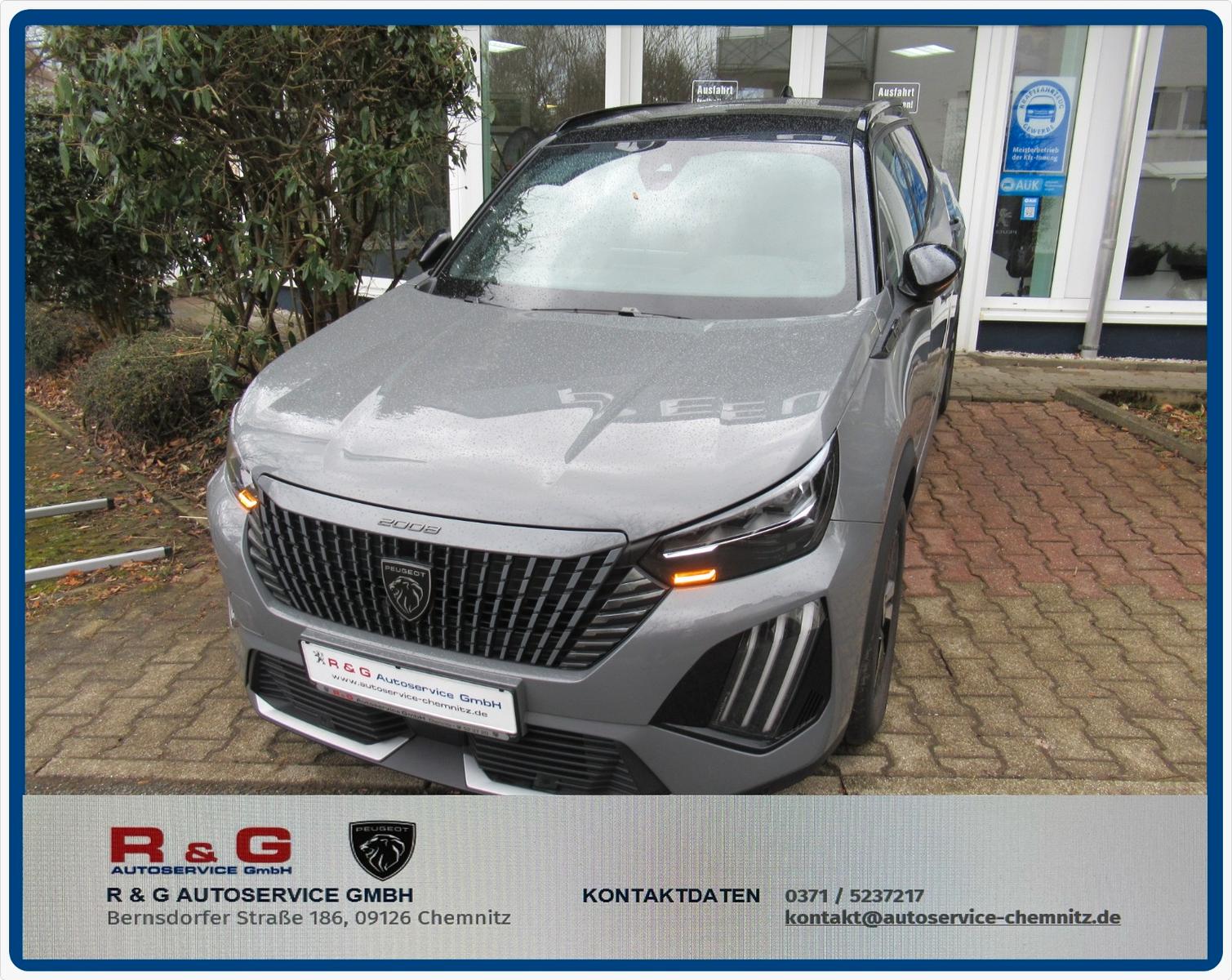 Peugeot 2008 PureTech 130 EAT8 GT, Alcantara, Panodach..