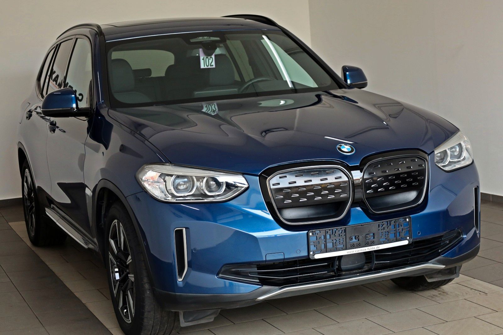 Fahrzeugabbildung BMW iX3 Inspiring,Leder,Navi,SH,Kamera,Panorama,ACC