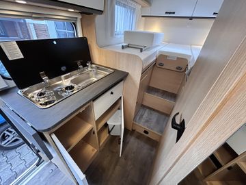 Sunlight Adventure V 67S SOLAR Easyfold Bett Digital LTE