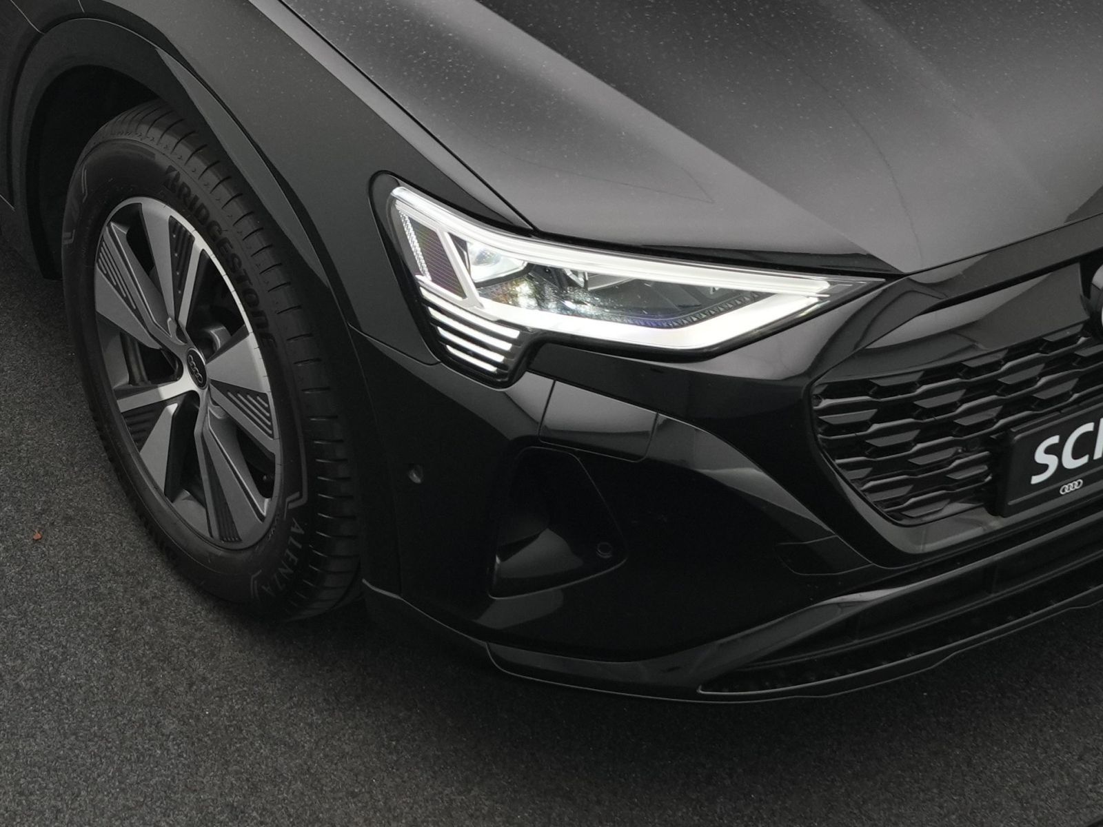 Audi Q8 e-tron - Bild 18