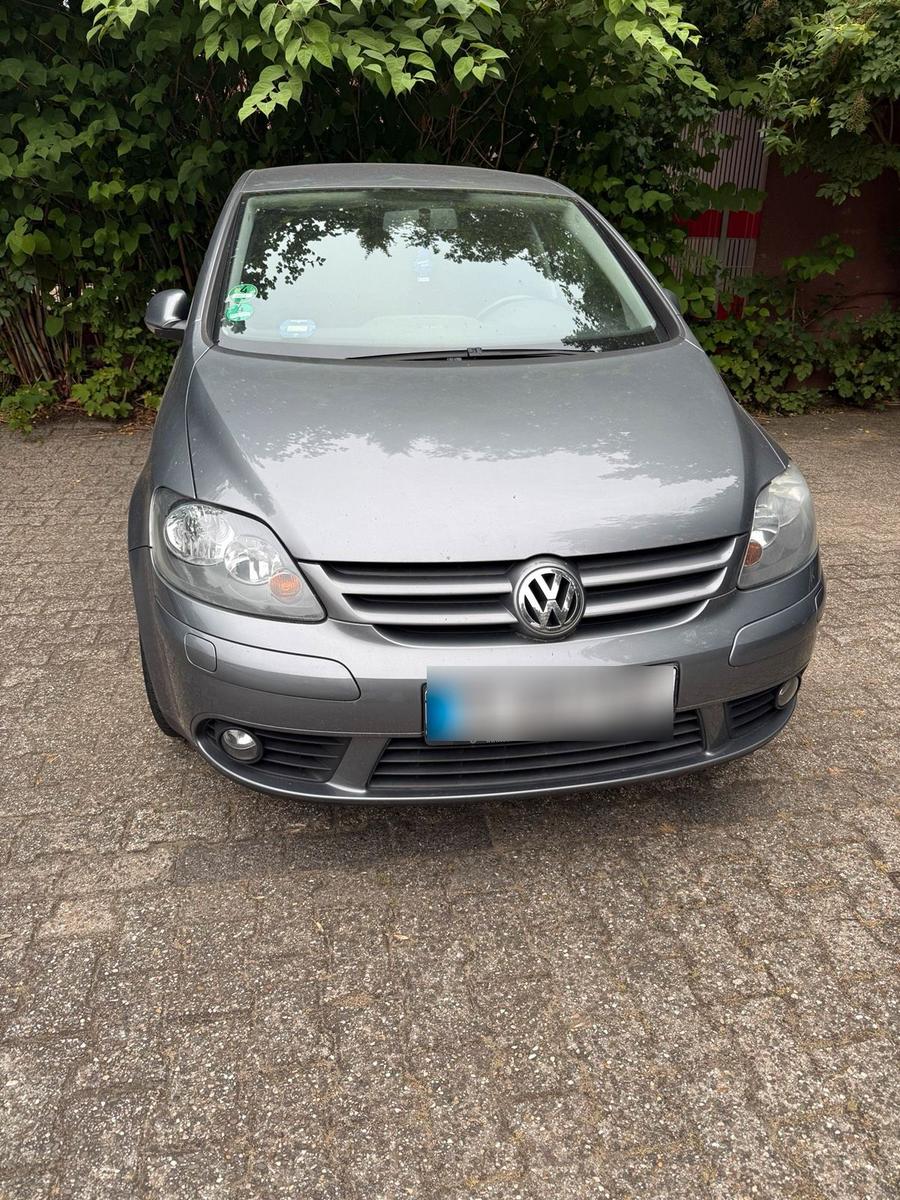 Volkswagen Golf 2007 — rear view