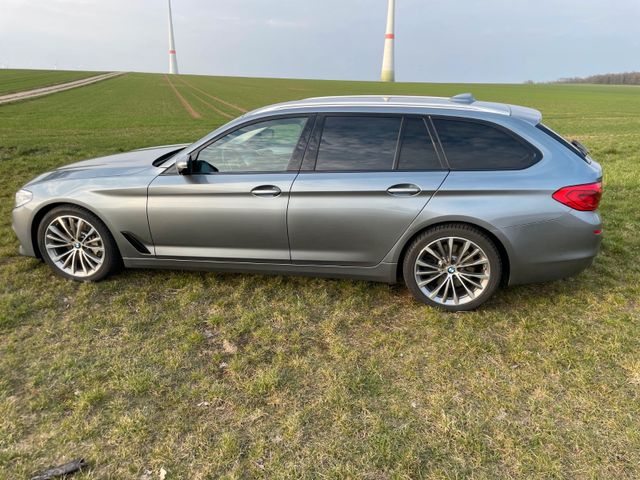 BMW 530d xDrive Touring Sport Line