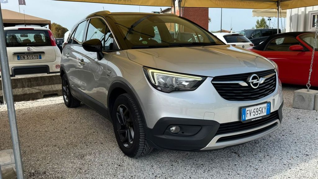 Image of Opel Crossland (X)