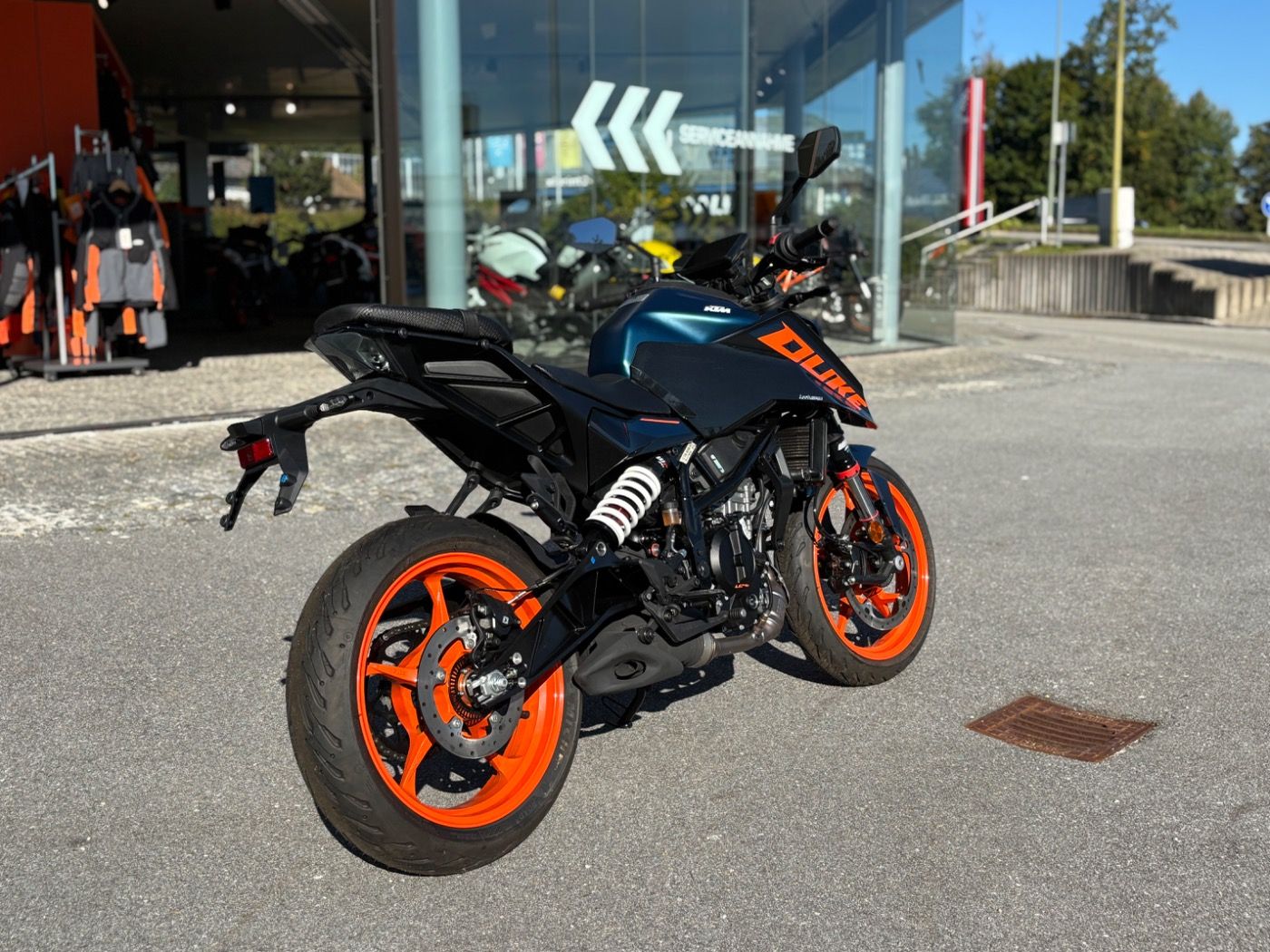 Fahrzeugabbildung KTM 125 Duke Modell 2025