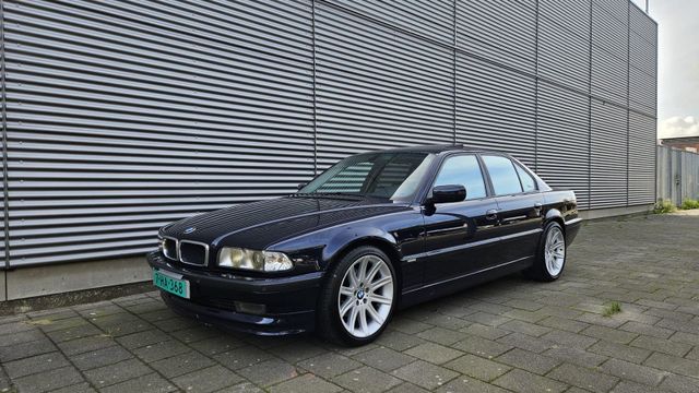 BMW Bmw e38 740i 4.4 Individual pre facelift t...