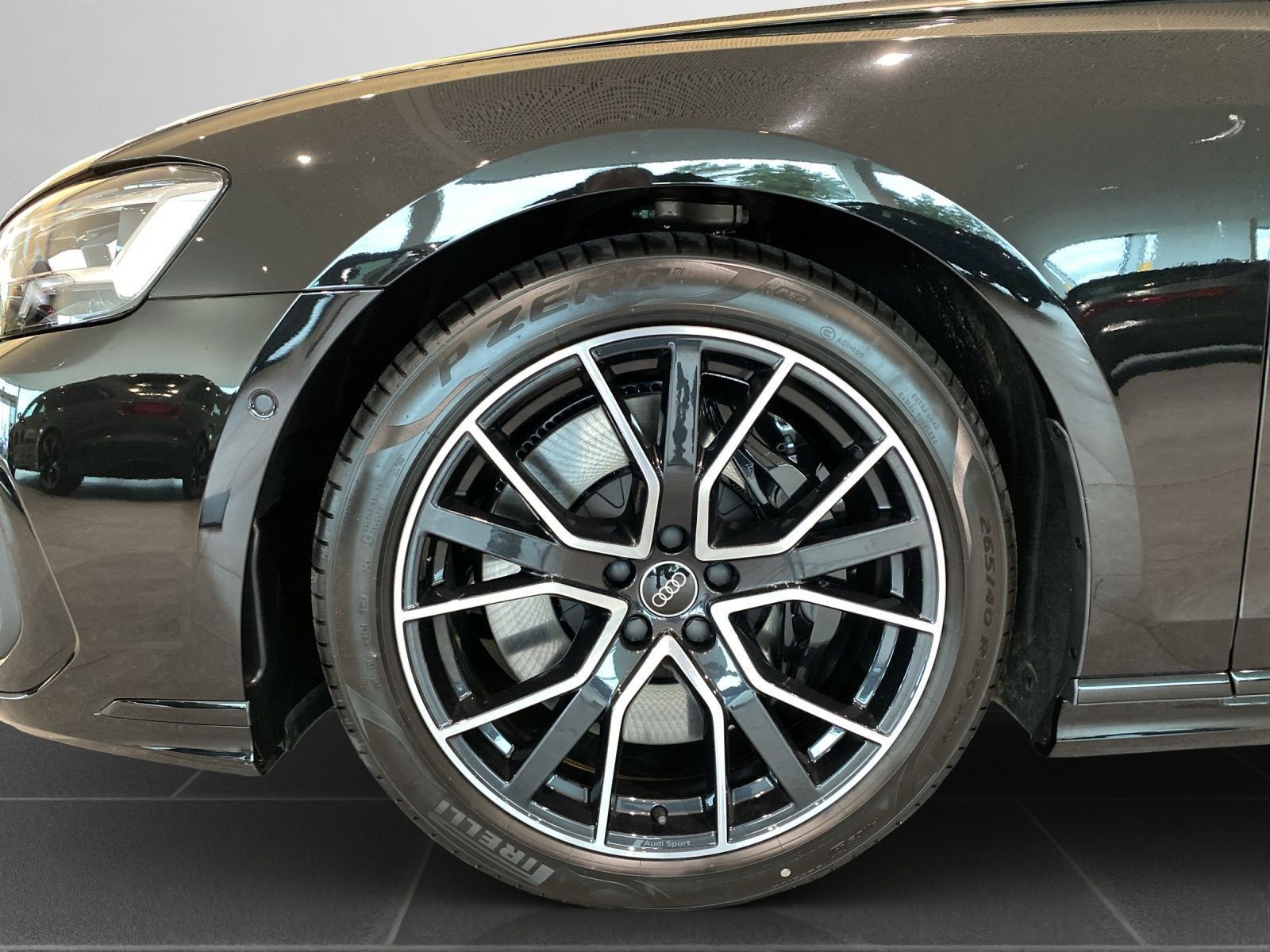 Audi S8 - Bild 10