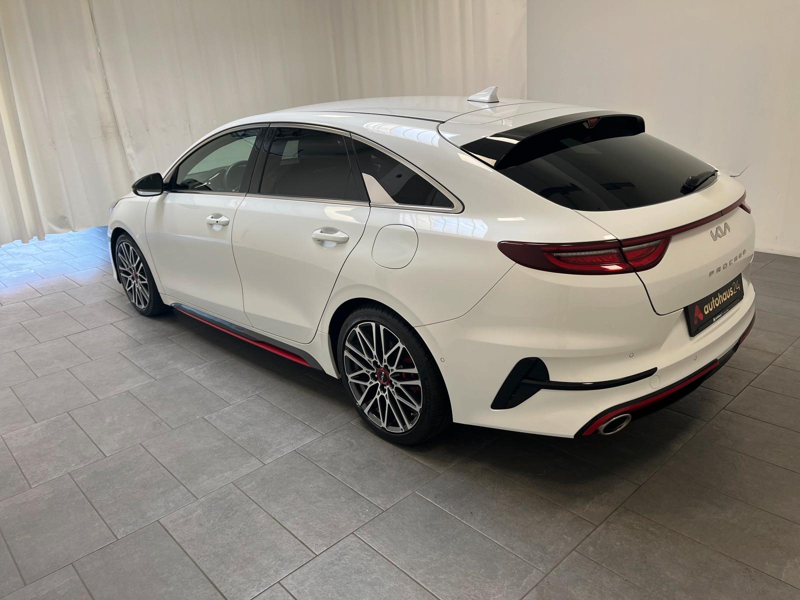 Kia Proceed 1.6 T-GDI GT|Navi|Akrapovic|CAM
