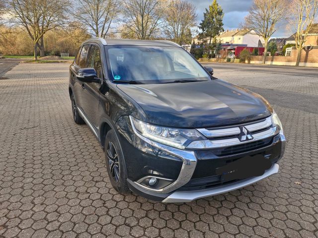 Mitsubishi Outlander Edition 100 2WD