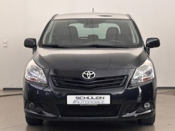 Toyota Verso - 3