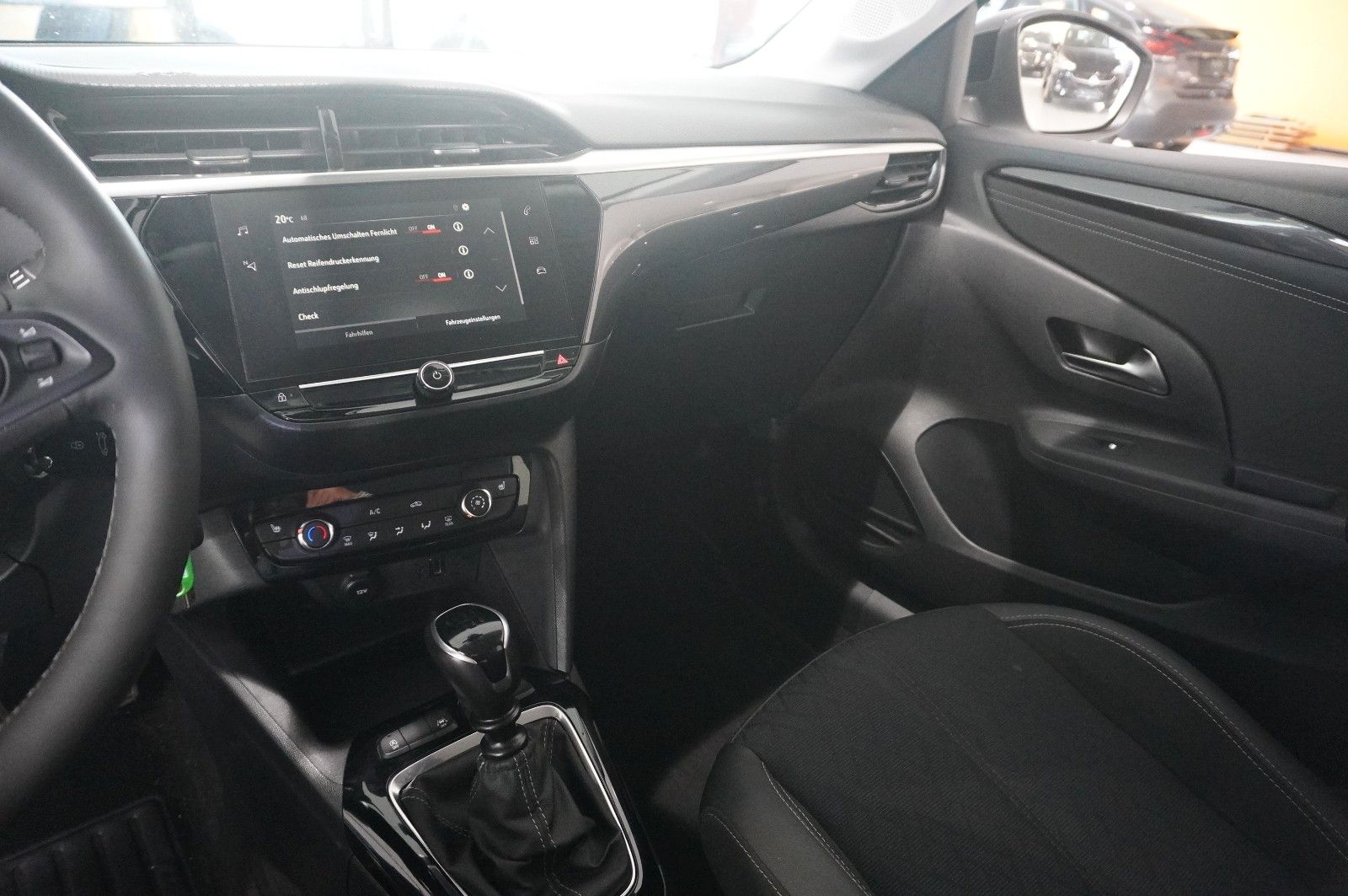 Fahrzeugabbildung Opel Corsa F 1.2 ELEGANCE NAVI/LED/SPORT/SH//VIRT/DAB