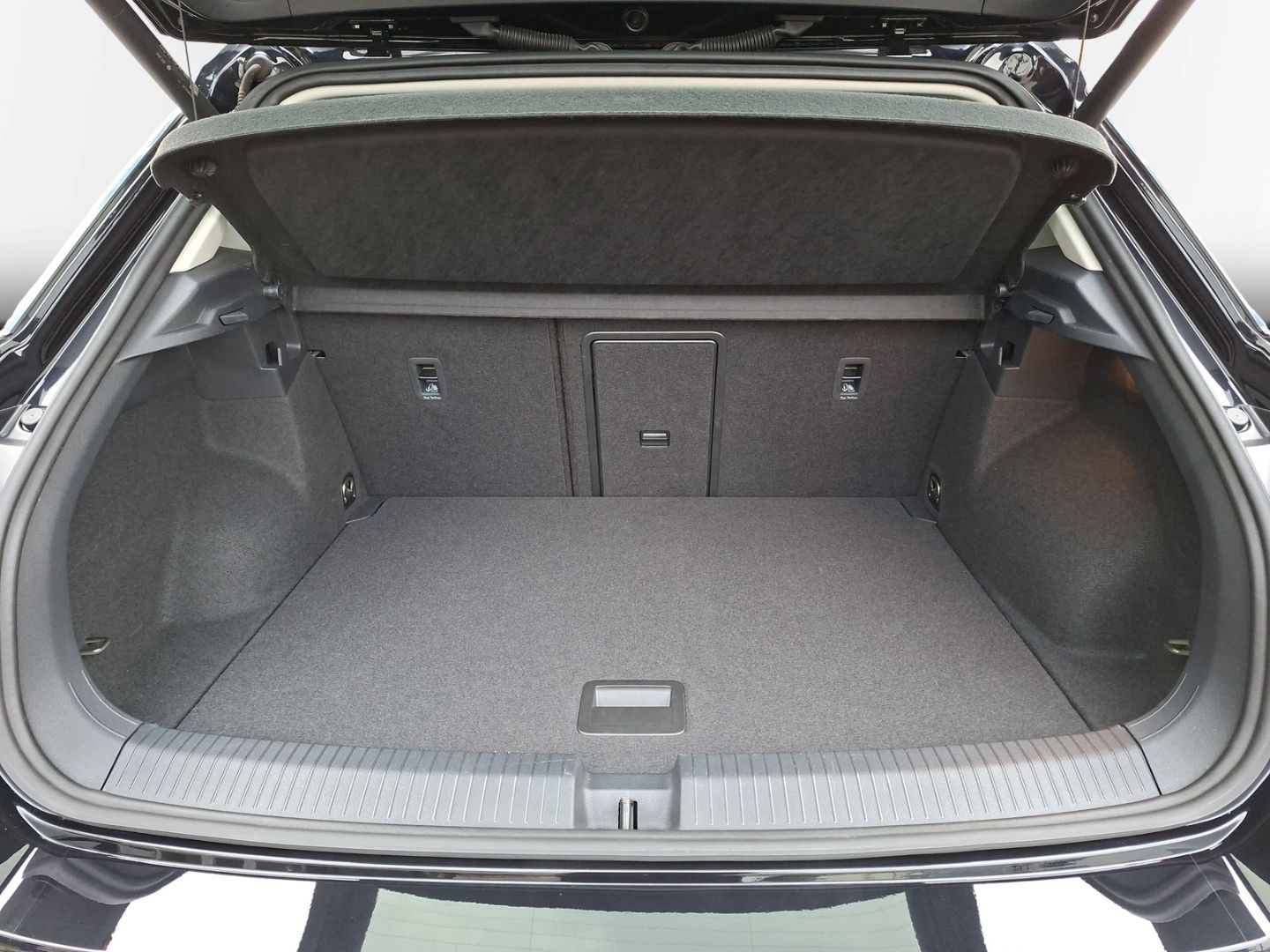 T-Roc 1.5 TSI Style *AHK*KEYLESS*NAVI*STANDHEIZU