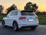 Volkswagen Tiguan 1.4 TSI ACT DSG SOUND R-Line - VW Tiguan von privat