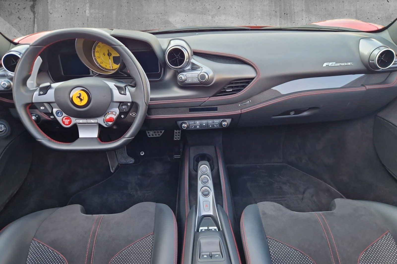Fahrzeugabbildung Ferrari F8 Spider*1. Hd*dt.Auto*Racing-Sitze*Pista Felge