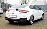 Hyundai i30 1.4 Fastback N LINE/VOLLSH/LED/NAVI/F1/RCAM - Hyundai i30 mit Benzin-Antrieb: Sportwagen, Automatik