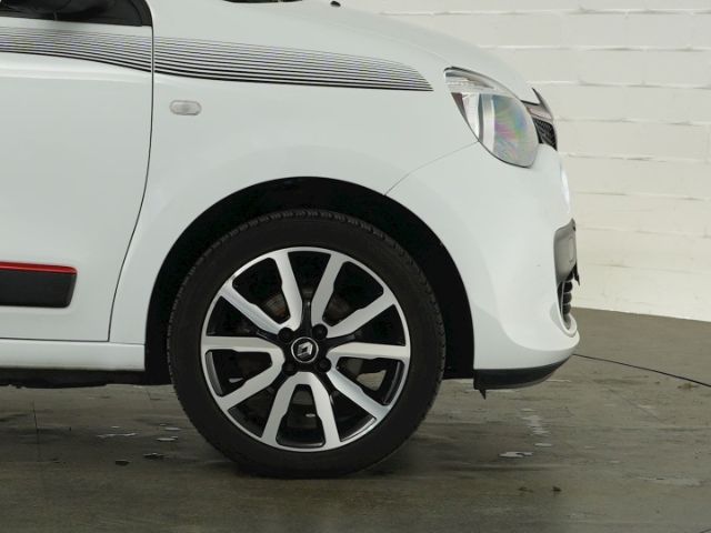 Twingo CHIC SCe 70+PARKPILOT HI+LED TAGFAHRLICHT