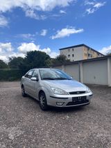 Ford Focus 1,8 Ghia X Ghia X - Ford Focus aus 2001: Ghia