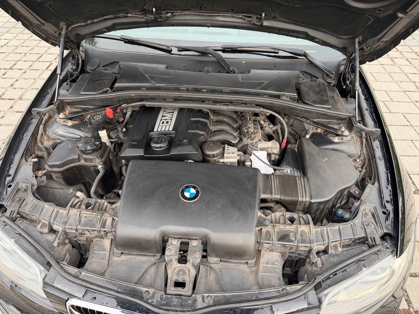 BMW 118 2008 — photo 10