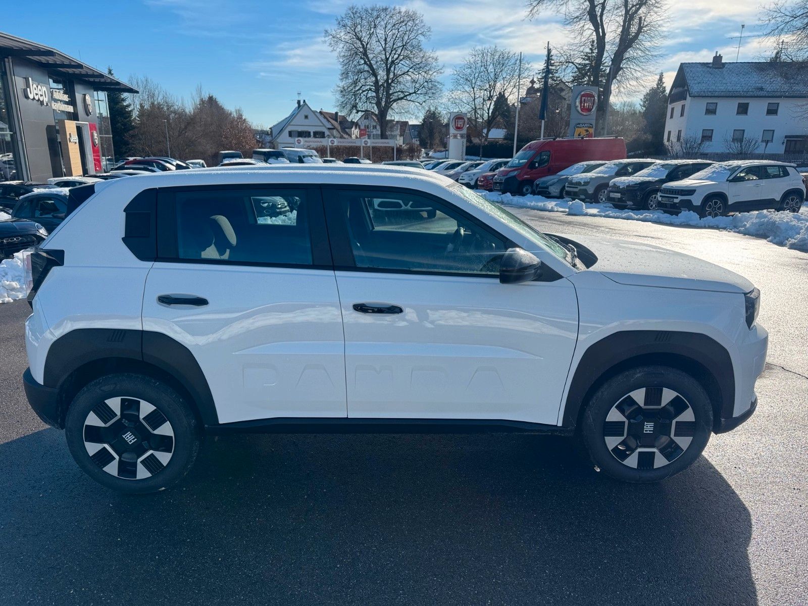 Fahrzeugabbildung Fiat Grande Panda 1.2 110PS Business Edition Navi