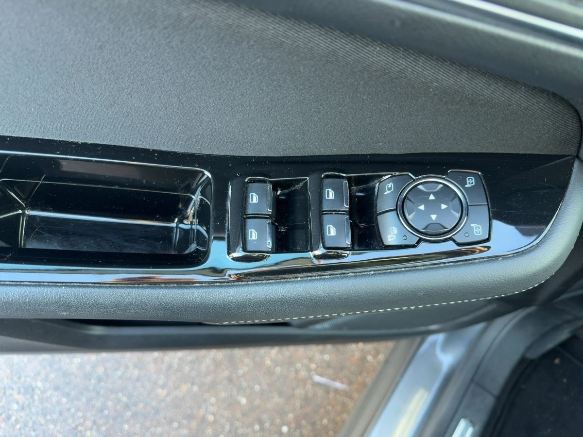 Fahrzeugabbildung Ford Galaxy Titanium 2.0 EcoBlue GJR AHK Kamera LED