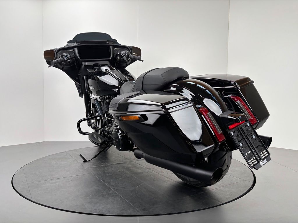 Fahrzeugabbildung Harley-Davidson STREET GLIDE *NEUWERTIG *MY25