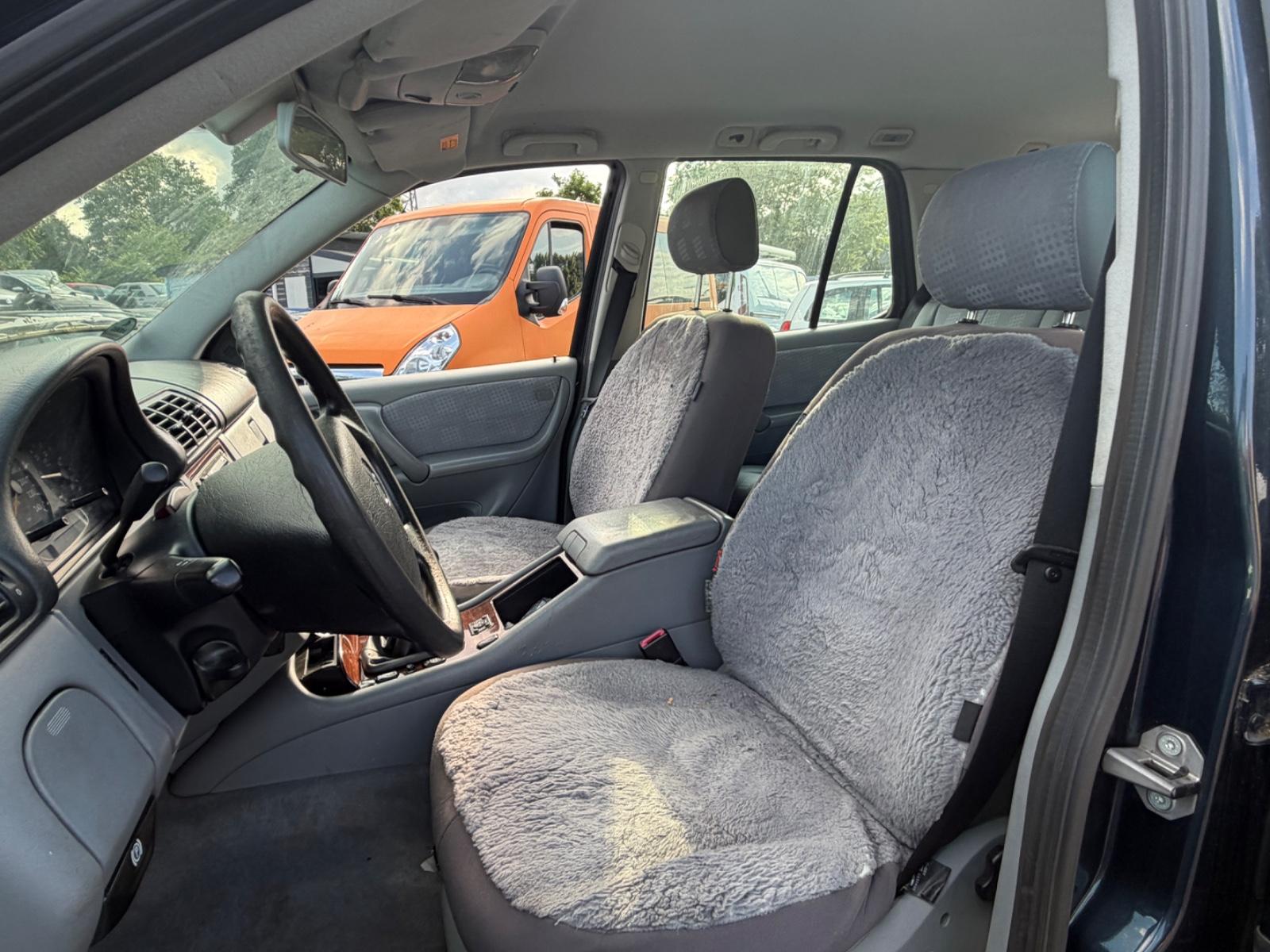 Mercedes-Benz ML 270 CDI 4x4 TÜV27/KLIMA/AHK/TEMPOMAT/E.SPIEGL