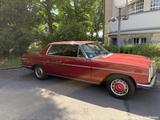 Mercedes-Benz Mercedes 280 CE W114 Coupé rotmetallic in sehr g - Mercedes-Benz 280: 280ce