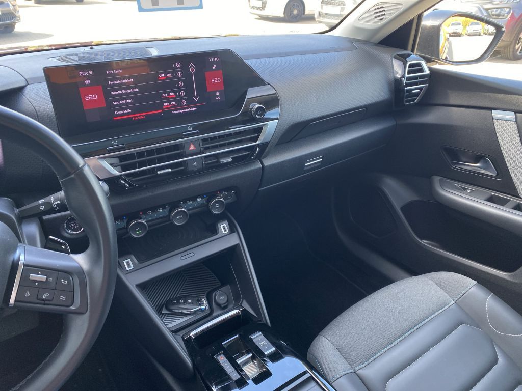 Fahrzeugabbildung Citroën C4 PureTech 130 *Automatik* SHINE *Park-Paket*