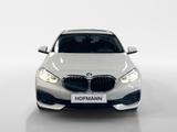 BMW 118i Aut. Advantage+Navi+LED+Pano+DAB+DrivAssist - BMW 118 mit Benzin-Antrieb: Schiebedach