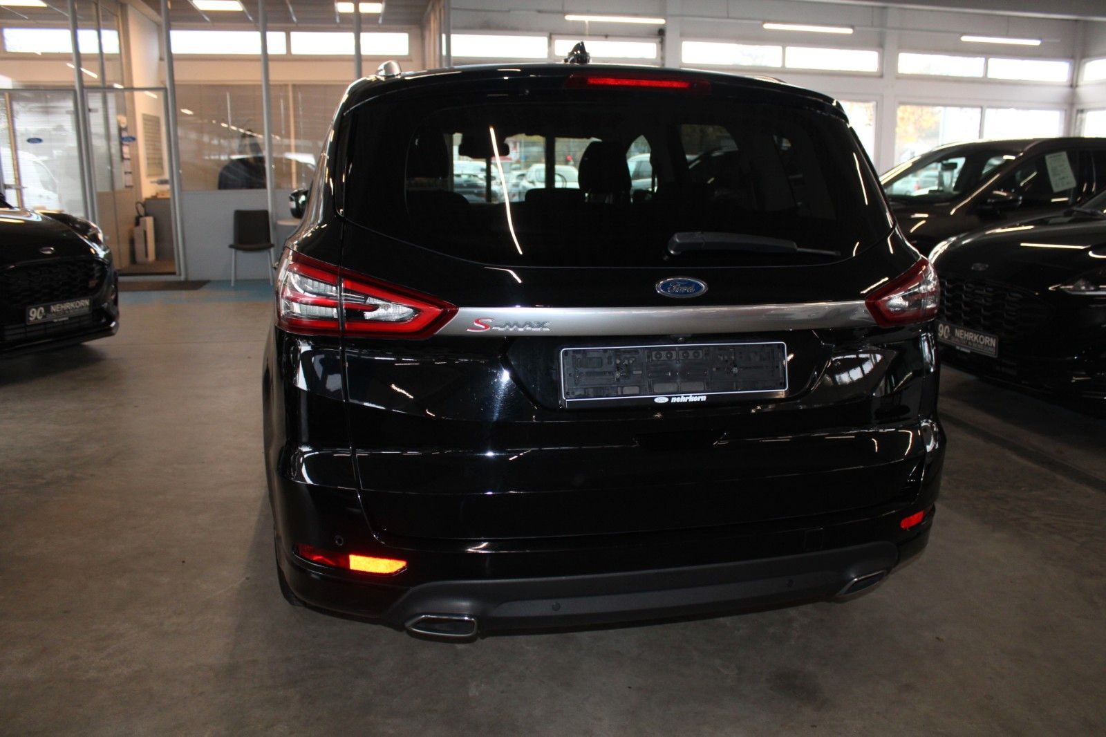 Fahrzeugabbildung Ford S-Max 140kW Titanium Automatik LED ACC CAM uvm.