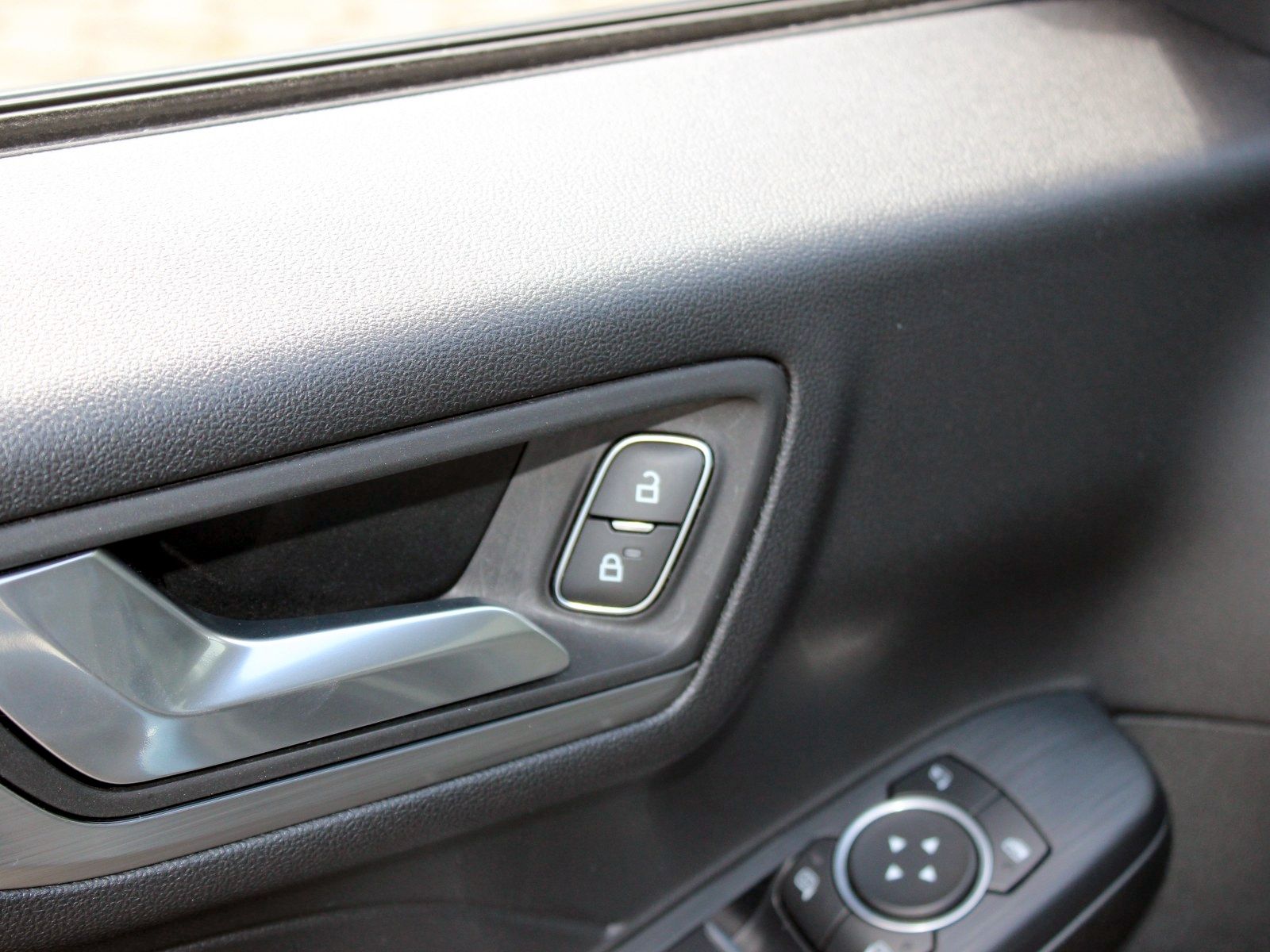 Fahrzeugabbildung Ford Kuga Plug-In Hybrid Titanium 2,5 Duratec