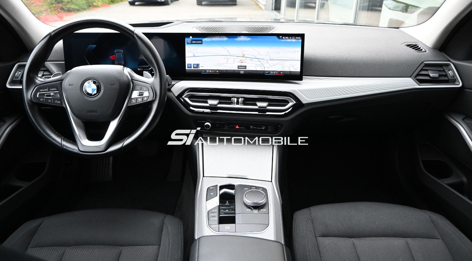 Fahrzeugabbildung BMW 330d xDrive °HEAD-UP°PRIVACY°STANDHEIZUNG°8FACH