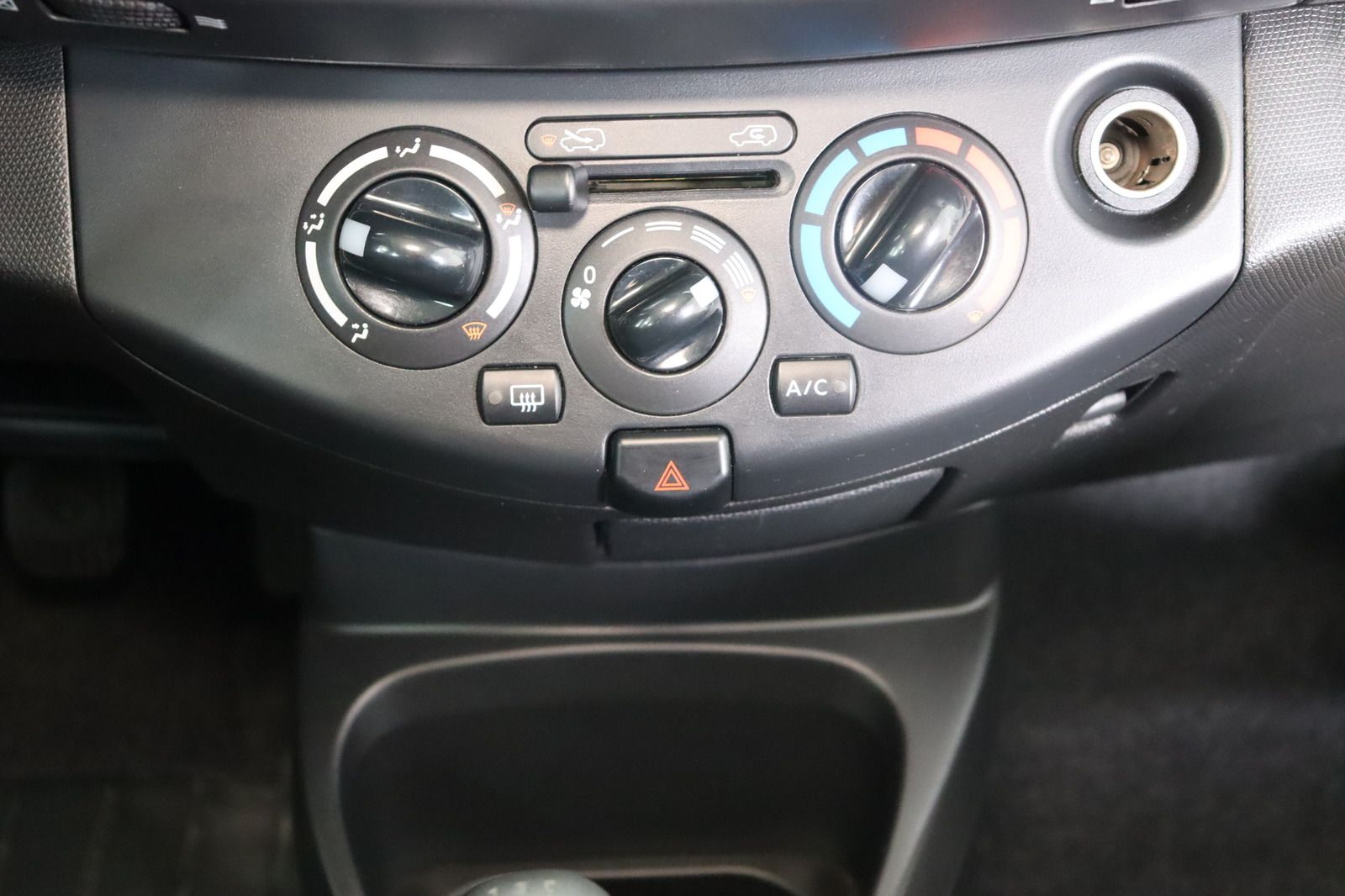 Fahrzeugabbildung Nissan Micra 1.2 * HU/AU bis 11.2026 * Klima