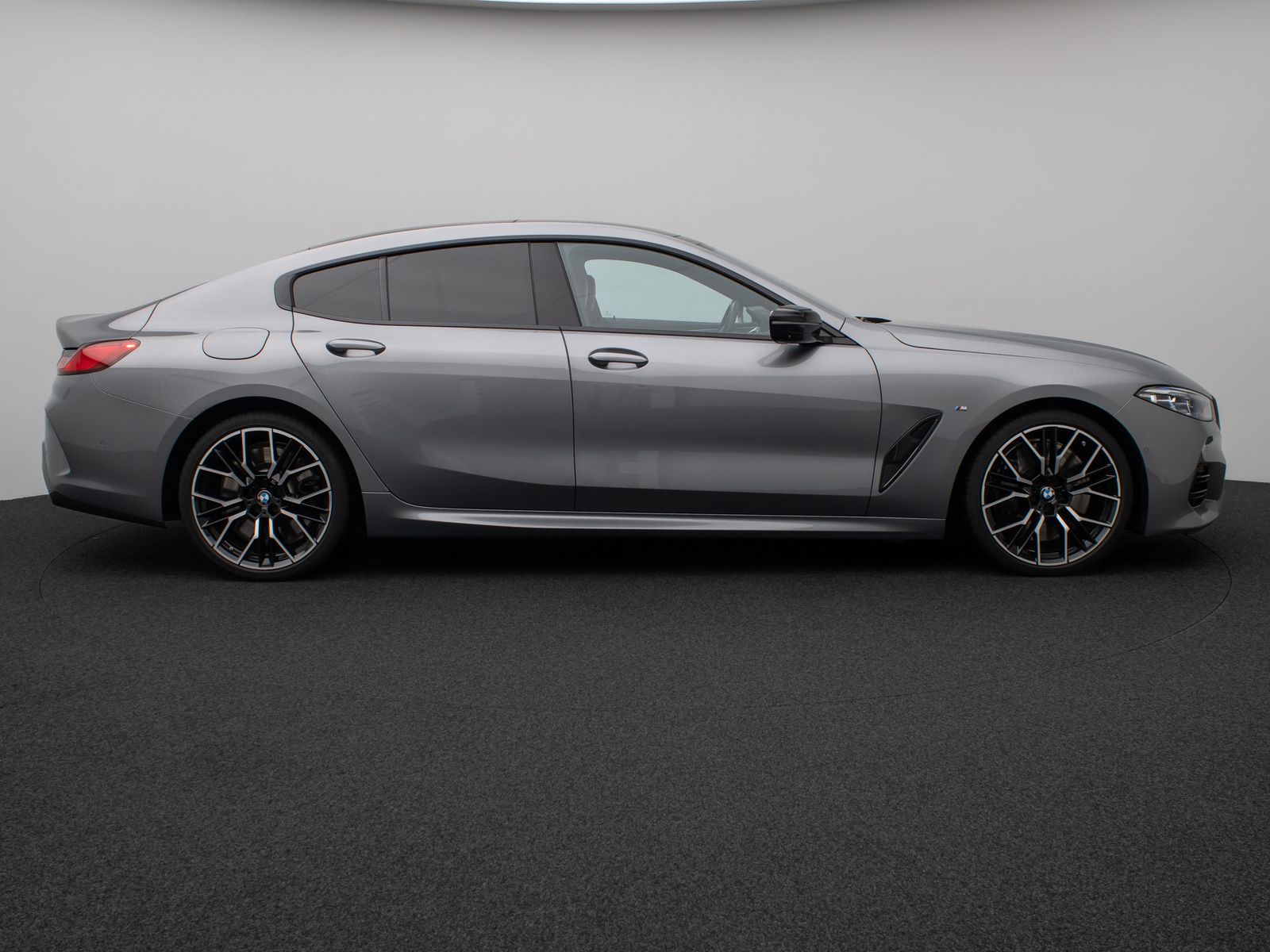 Fahrzeugabbildung BMW M850i xD Gran Coupé Panorama 360°HUD H/K SoftCL