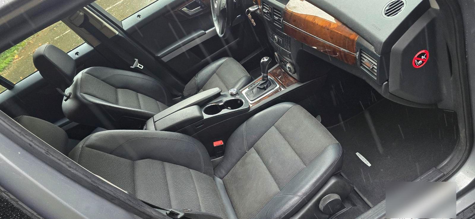 Mercedes-Benz GLK220 2011 — photo 8