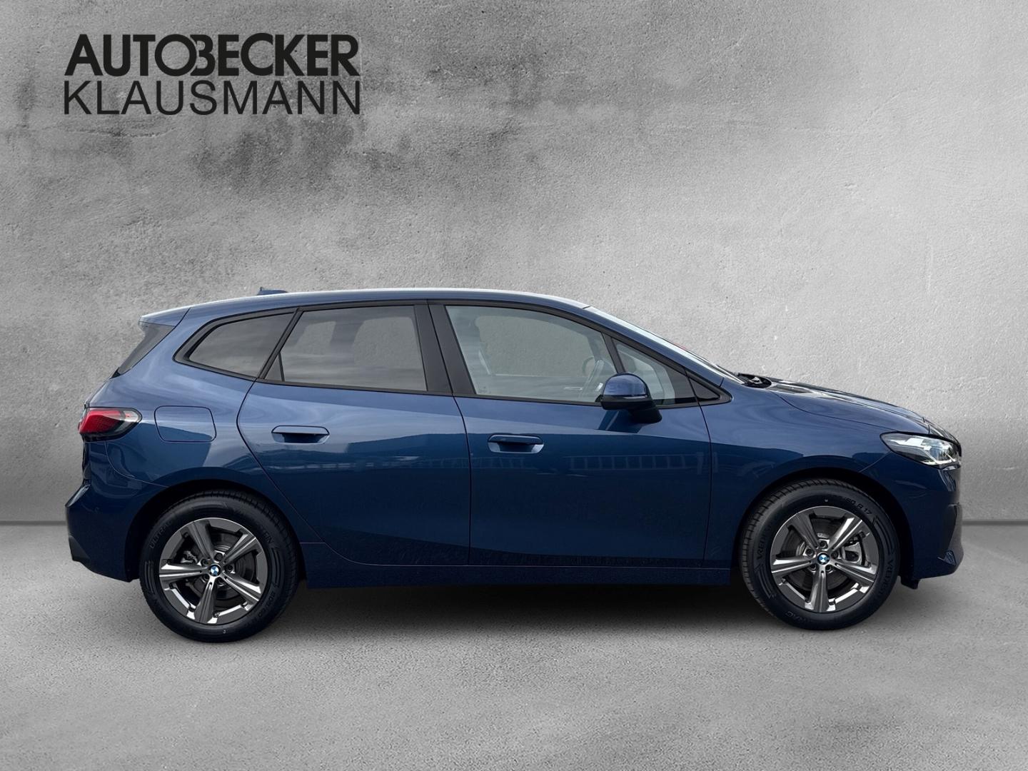 BMW 223 Active Tourer xDRIVE 17''NAVI LED AHK SPORTS