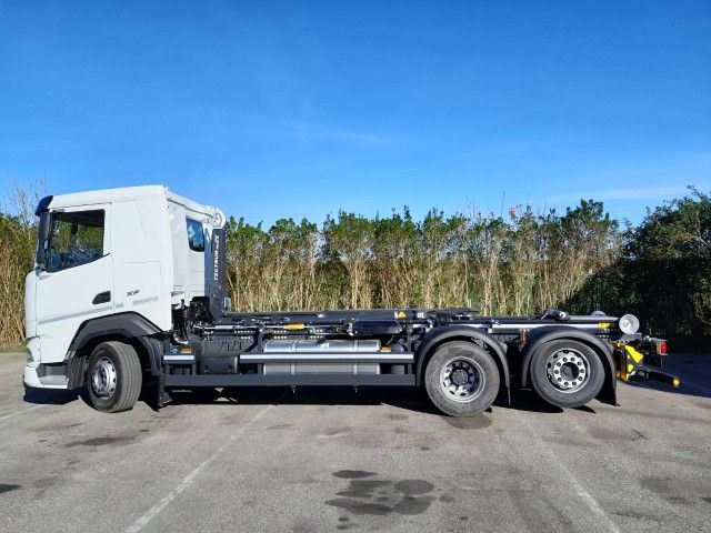 Fahrzeugabbildung DAF FAN XF 480 Meiller Abrollkipper