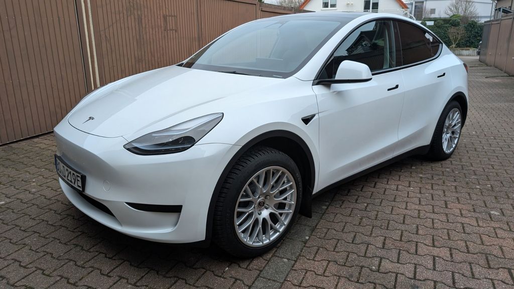 Image of Tesla Model Y