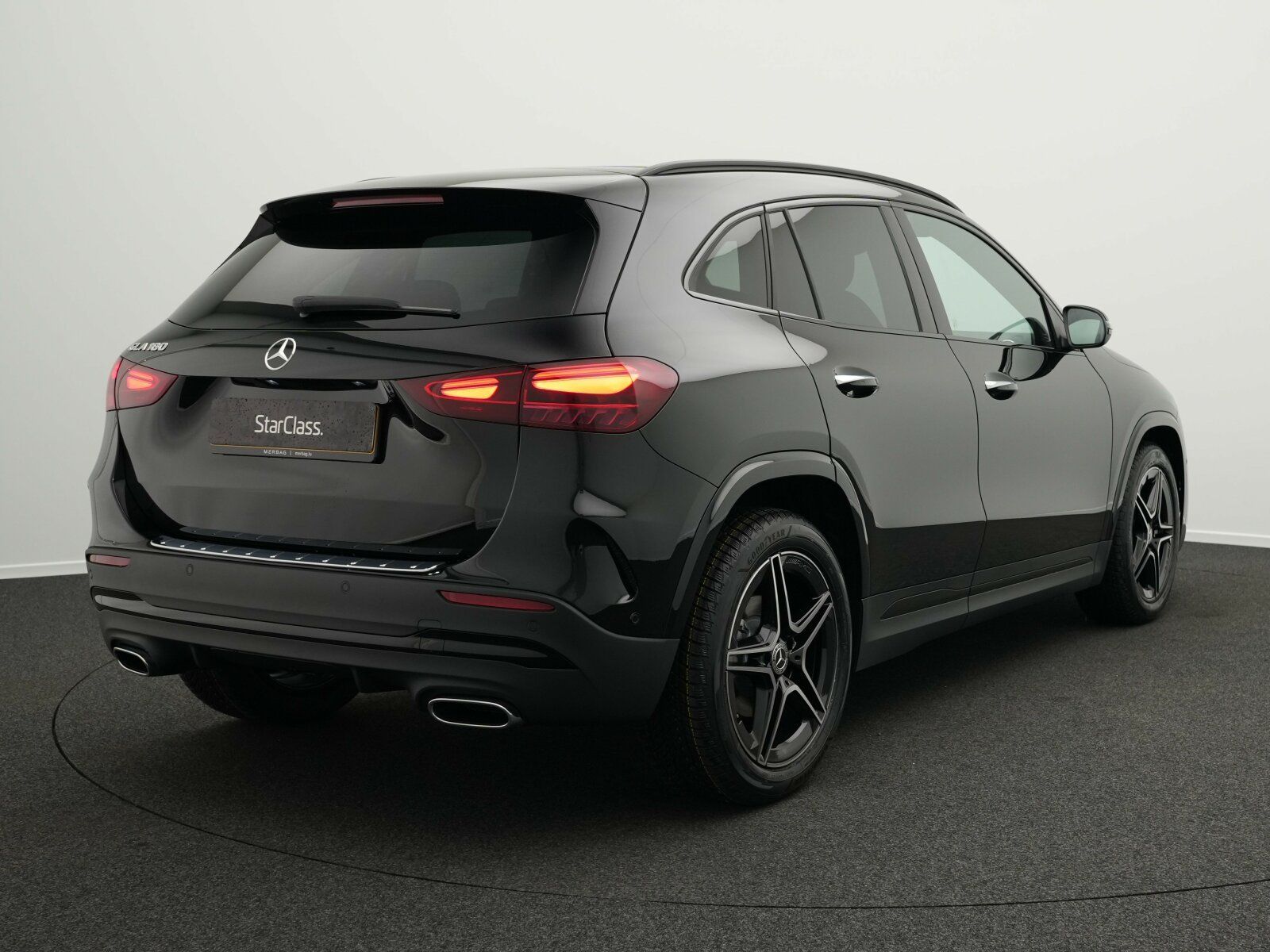 Mercedes-Benz GLA 180 imagem 3