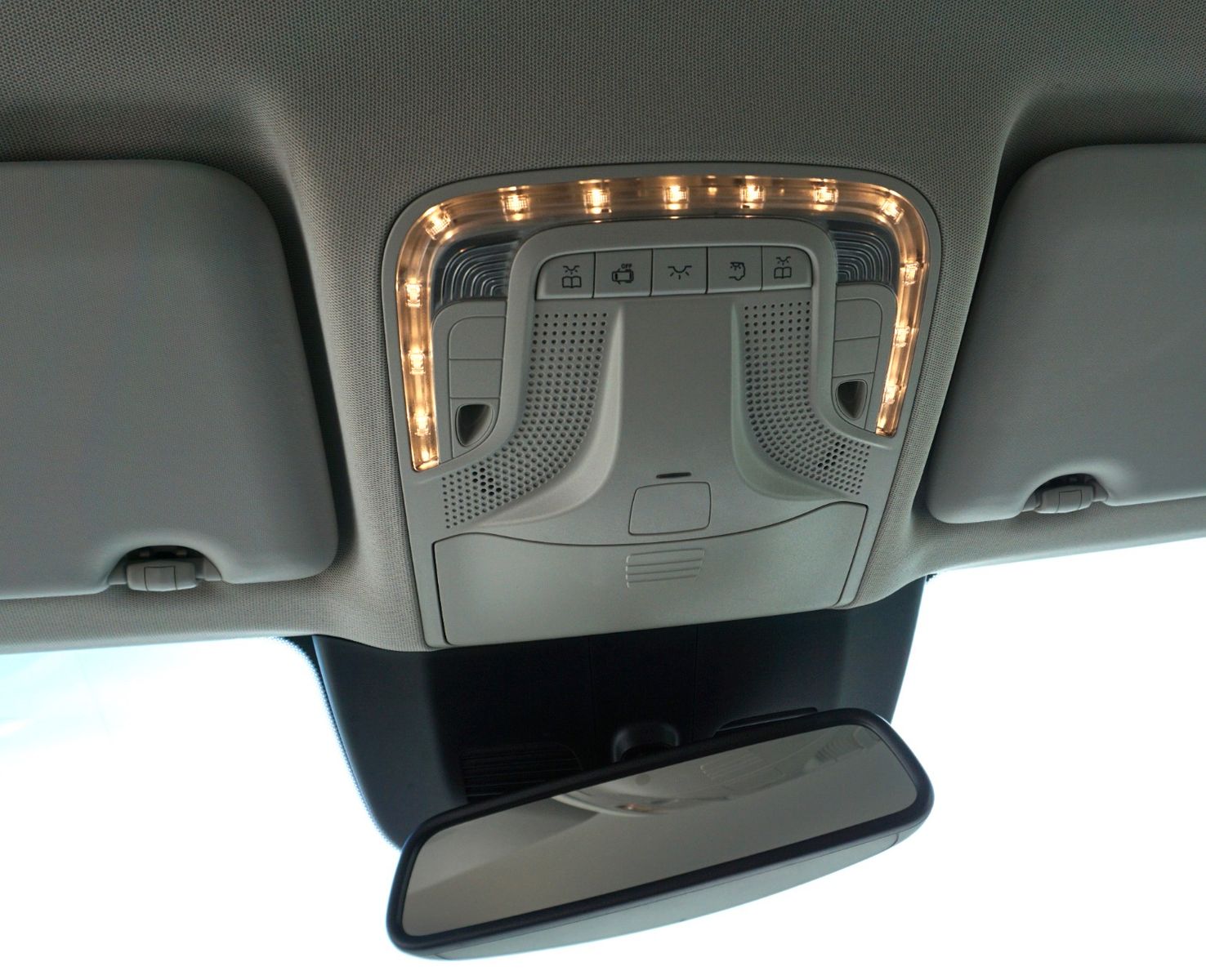 Fahrzeugabbildung Mercedes-Benz V 220d EDITION lang  7 Sitze,Navi,AHK,SR+WR