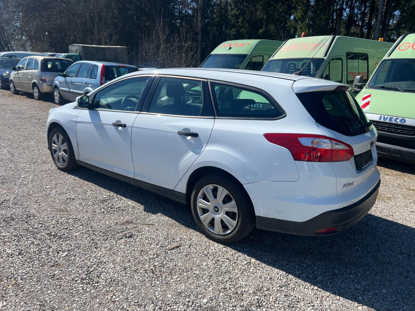 Ford Focus 2014 — photo 7