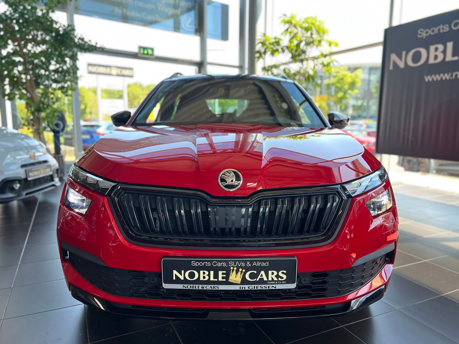 Fahrzeugabbildung SKODA KAMIQ Monte Carlo PANO LED NAV SHZ ALU