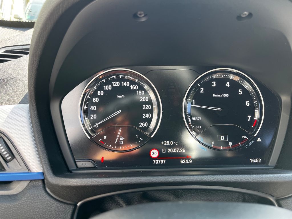 Image of BMW X1