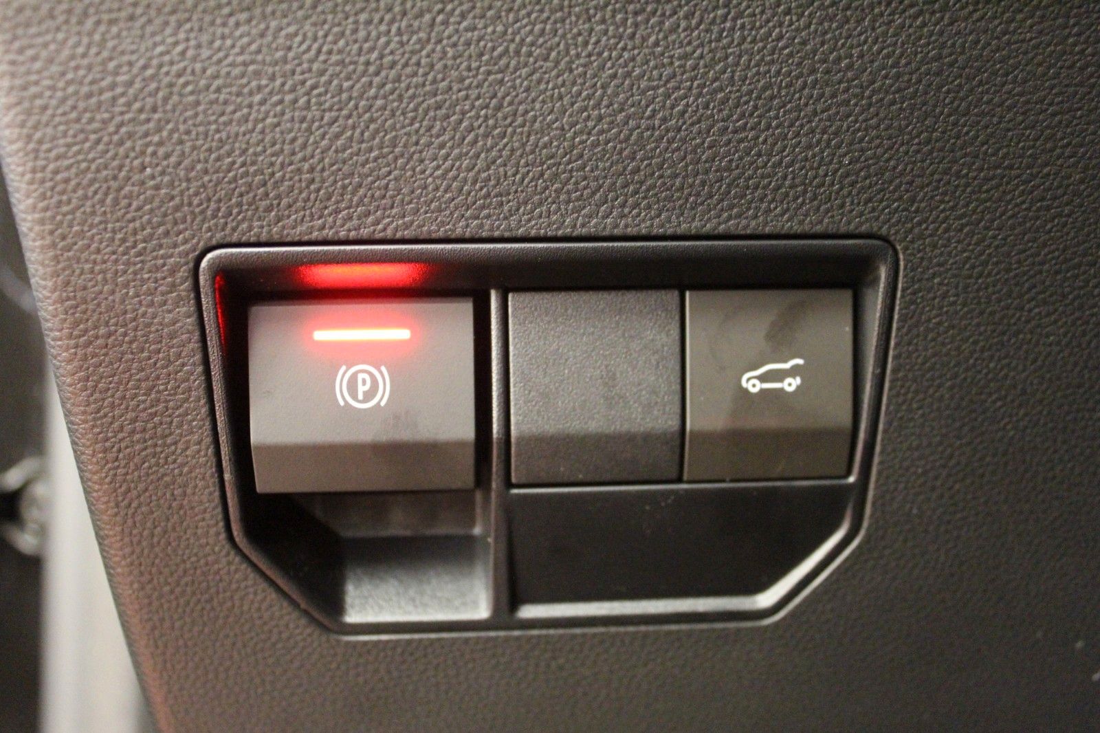 Fahrzeugabbildung Dacia Bigster hybrid 155 Journey Winter- & City-Paket