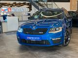 Skoda Octavia Combi RS 4x4 *AHK*Pano*Kamera* - Skoda Octavia: Blau, RS