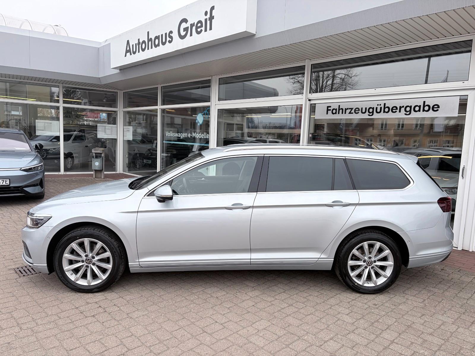 Volkswagen Passat Variant 2.0 TDI DSG Business*4x4*LED*AHZV