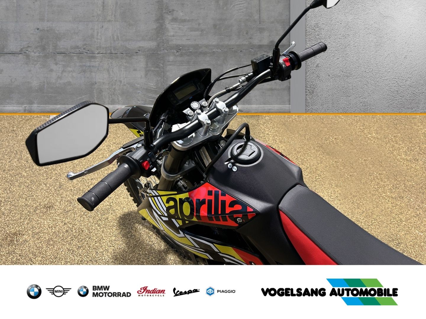 Fahrzeugabbildung Aprilia RX 125 Enduro, Geländebereifung, Aktionspreis Mo