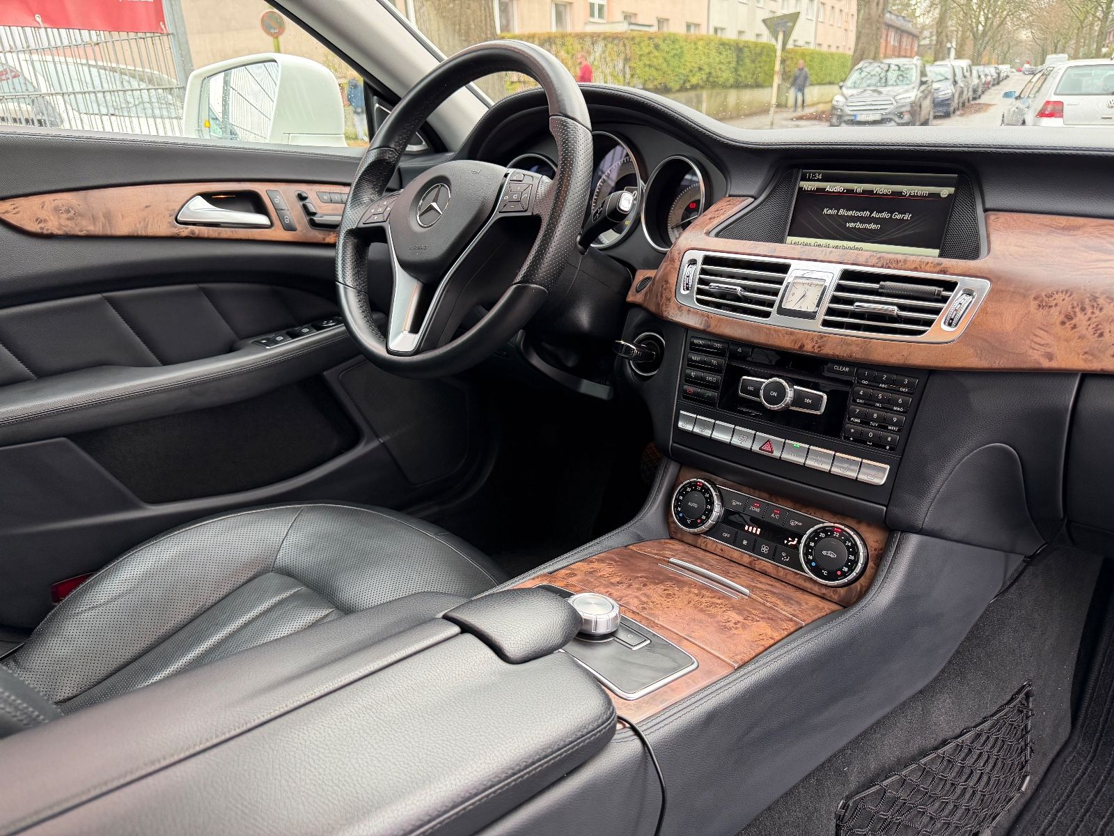 Fahrzeugabbildung Mercedes-Benz CLS 350 H&Rsound*MEMO*LEDER*SDACH*KAMERA