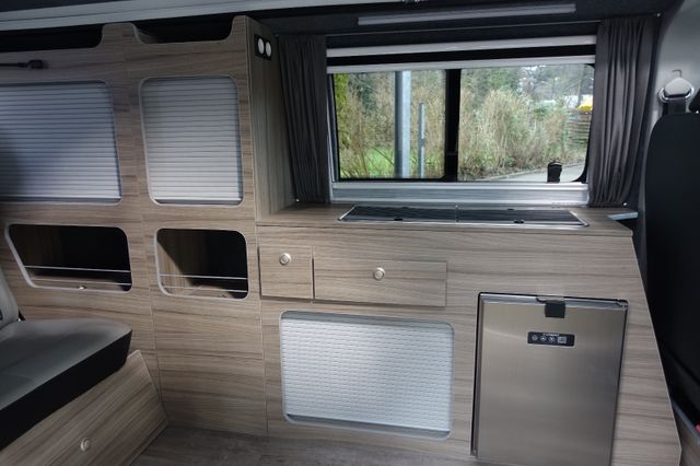 Volkswagen T6.1 Camper neuer Ausbau ''OceanCamper'' LR AHK