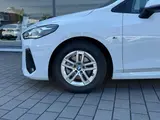 BMW 220 Active Tourer i M Sport Pano°AHK°AdLED*el. S - BMW 220 Active Tourer aus 2024
