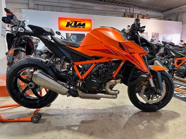 KTM 1390 Super Duke R